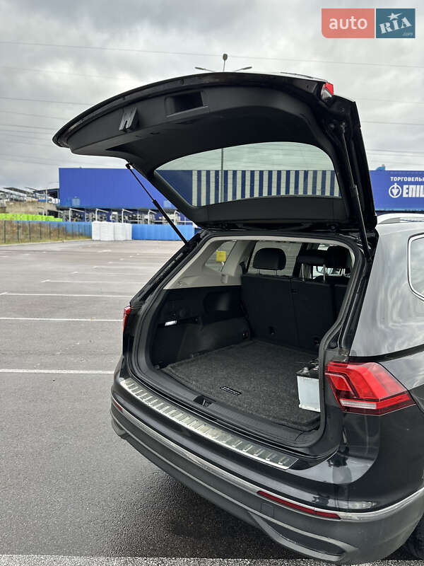 Позашляховик / Кросовер Volkswagen Tiguan 2022 в Рівному
