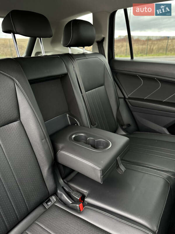 Позашляховик / Кросовер Volkswagen Tiguan 2022 в Рівному