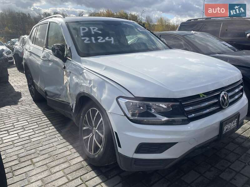Позашляховик / Кросовер Volkswagen Tiguan 2021 в Львові