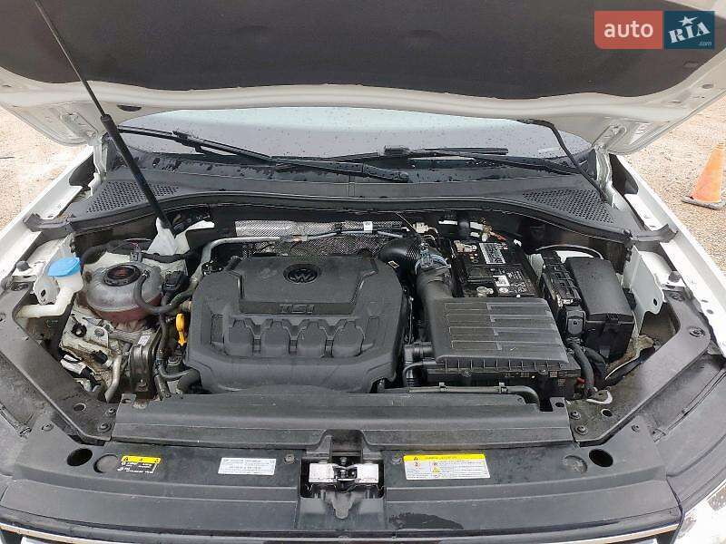 Позашляховик / Кросовер Volkswagen Tiguan 2021 в Львові