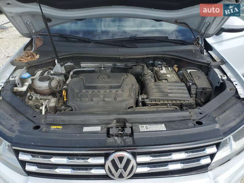 Позашляховик / Кросовер Volkswagen Tiguan 2018 в Львові фото 11 Позашляховик / Кросовер Volkswagen Tiguan 2018 в Львові