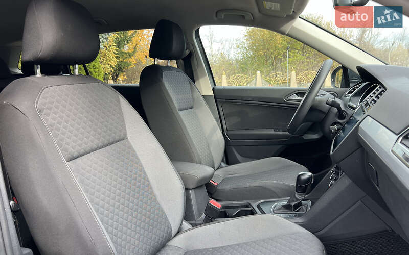 Внедорожник / Кроссовер Volkswagen Tiguan 2019 в Львове