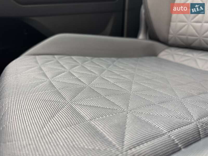 Позашляховик / Кросовер Volkswagen Tiguan 2021 в Києві фото 46 Позашляховик / Кросовер Volkswagen Tiguan 2021 в Києві