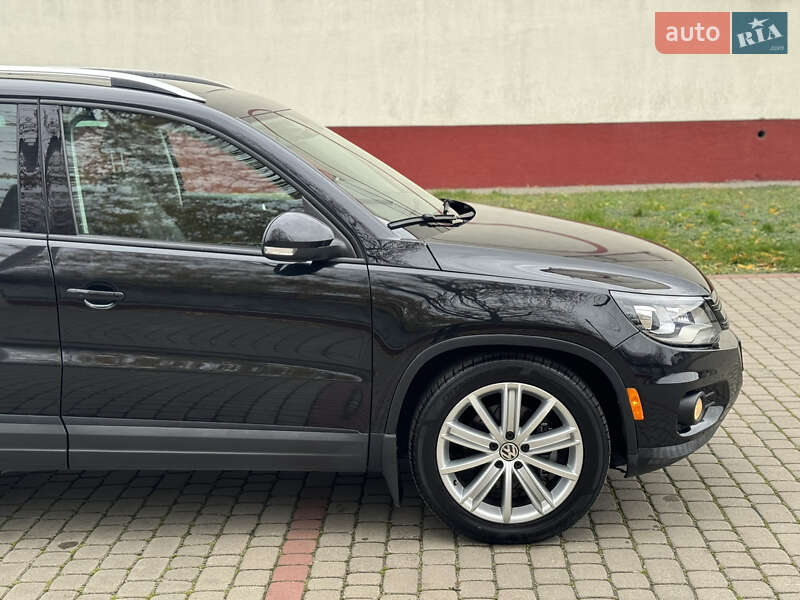 Позашляховик / Кросовер Volkswagen Tiguan 2015 в Дубні