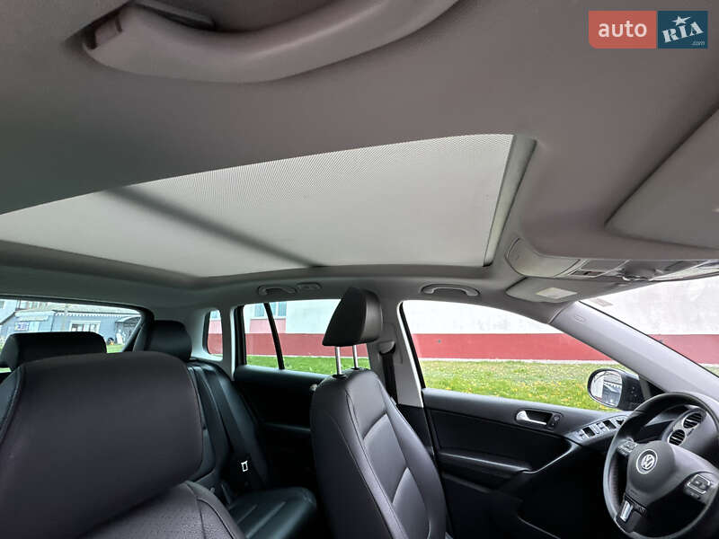 Позашляховик / Кросовер Volkswagen Tiguan 2015 в Дубні
