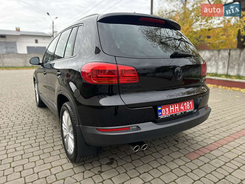 Позашляховик / Кросовер Volkswagen Tiguan 2015 в Дубні