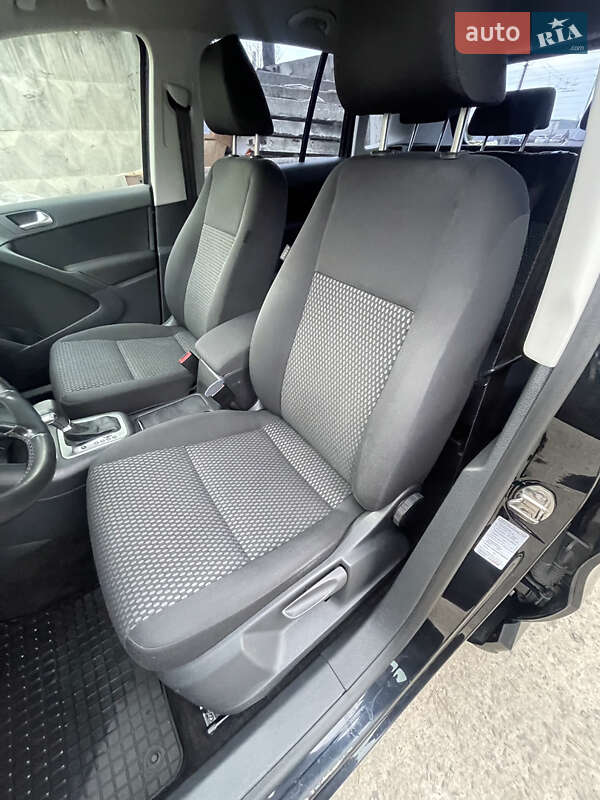 Внедорожник / Кроссовер Volkswagen Tiguan 2010 в Киеве