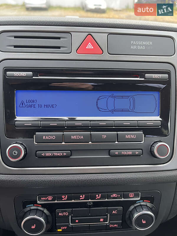 Внедорожник / Кроссовер Volkswagen Tiguan 2010 в Киеве