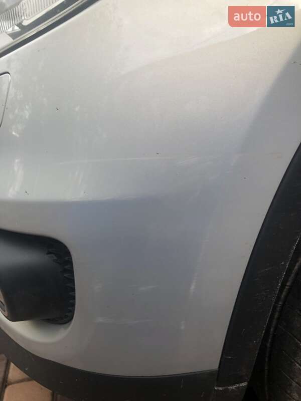 Внедорожник / Кроссовер Volkswagen Tiguan 2012 в Бузовой