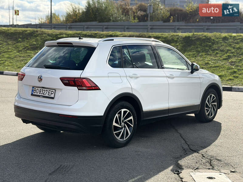 Внедорожник / Кроссовер Volkswagen Tiguan 2017 в Киеве фото 7 Внедорожник / Кроссовер Volkswagen Tiguan 2017 в Киеве