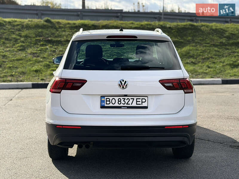 Внедорожник / Кроссовер Volkswagen Tiguan 2017 в Киеве фото 8 Внедорожник / Кроссовер Volkswagen Tiguan 2017 в Киеве