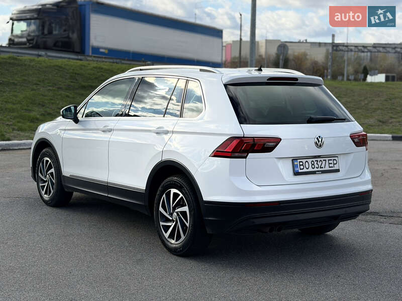 Внедорожник / Кроссовер Volkswagen Tiguan 2017 в Киеве фото 9 Внедорожник / Кроссовер Volkswagen Tiguan 2017 в Киеве