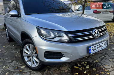 Внедорожник / Кроссовер Volkswagen Tiguan 2016 в Харькове