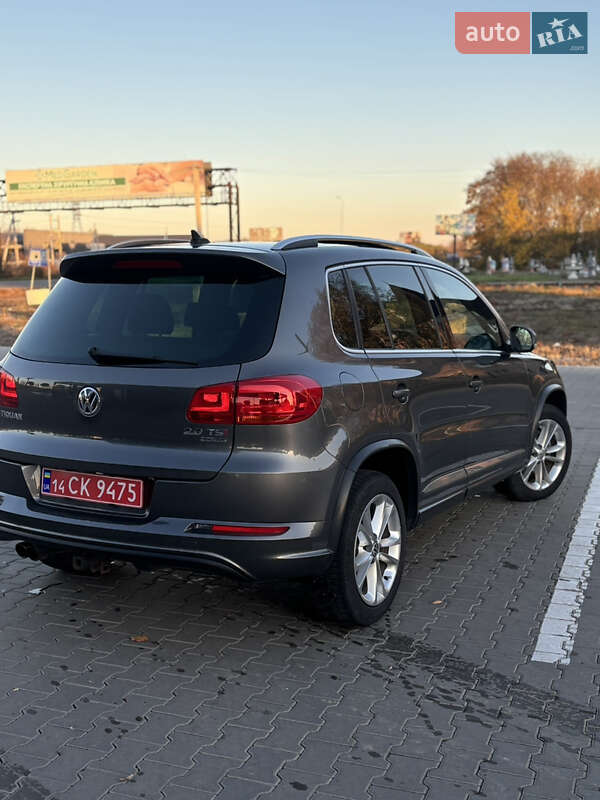 Внедорожник / Кроссовер Volkswagen Tiguan 2015 в Черновцах