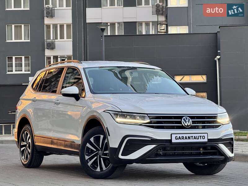 Позашляховик / Кросовер Volkswagen Tiguan 2022 в Одесі