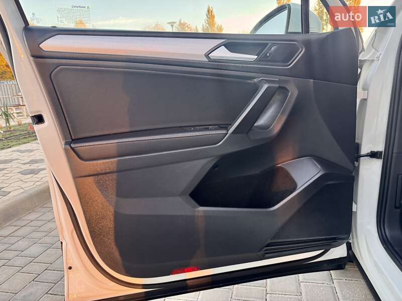 Позашляховик / Кросовер Volkswagen Tiguan 2022 в Одесі