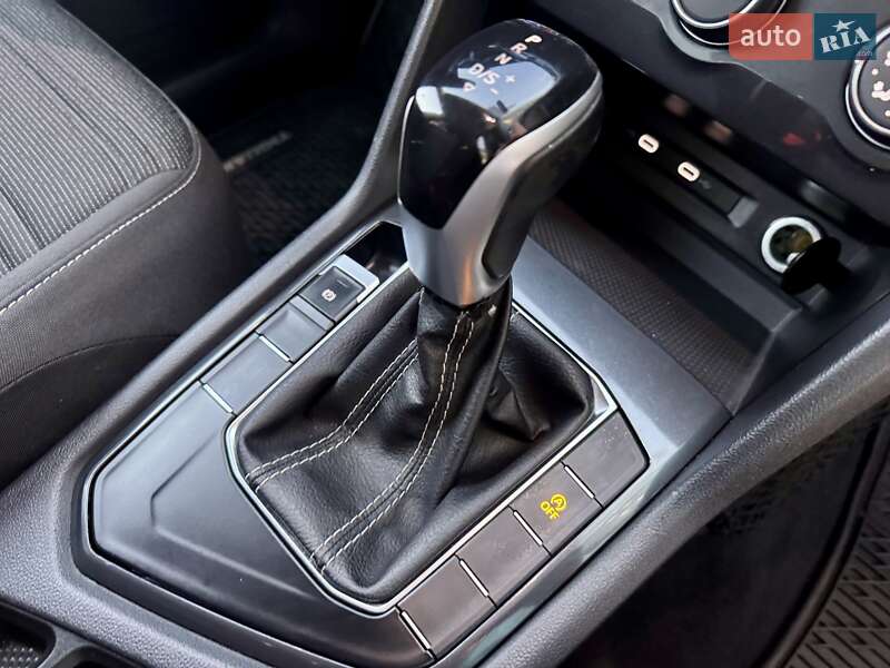 Позашляховик / Кросовер Volkswagen Tiguan 2022 в Одесі