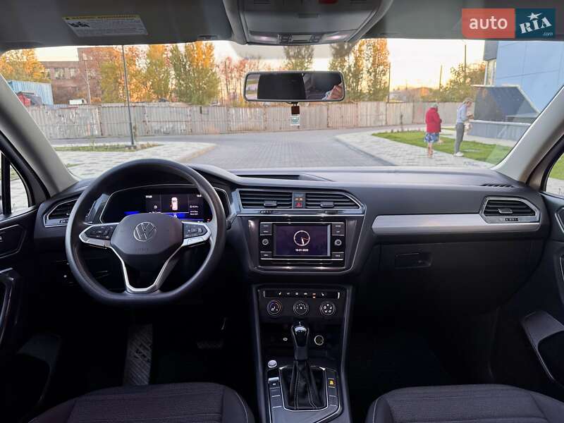 Позашляховик / Кросовер Volkswagen Tiguan 2022 в Одесі