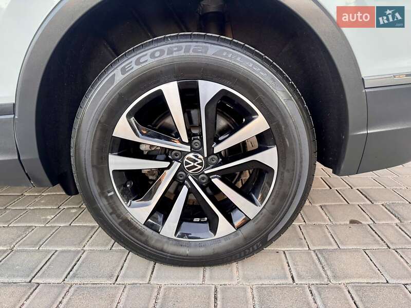Позашляховик / Кросовер Volkswagen Tiguan 2022 в Одесі