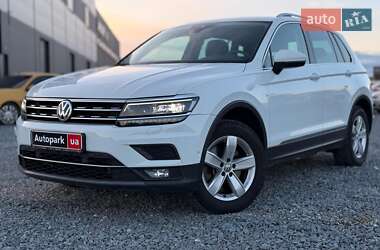 Внедорожник / Кроссовер Volkswagen Tiguan 2017 в Львове