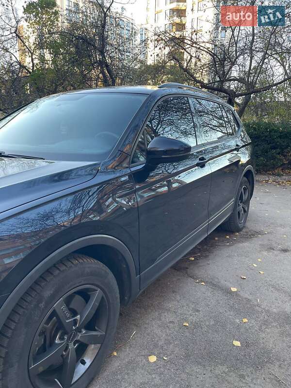 Внедорожник / Кроссовер Volkswagen Tiguan 2019 в Виннице
