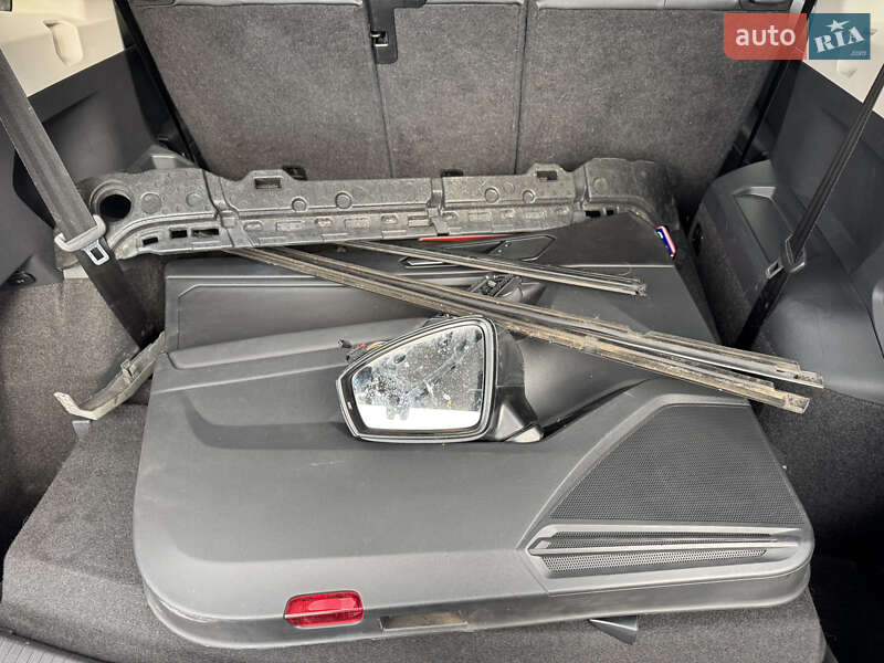 Внедорожник / Кроссовер Volkswagen Tiguan 2018 в Луцке фото 27 Внедорожник / Кроссовер Volkswagen Tiguan 2018 в Луцке