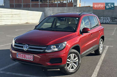 Позашляховик / Кросовер Volkswagen Tiguan 2015 в Львові