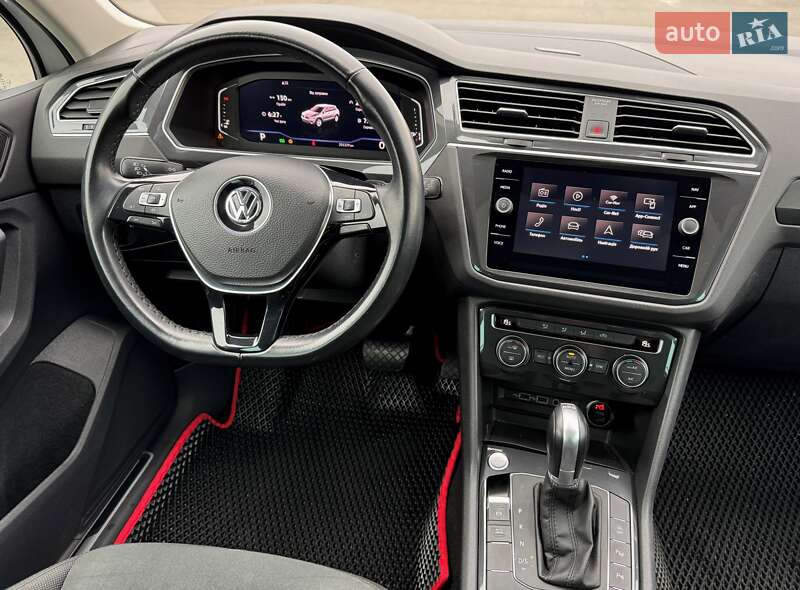 Внедорожник / Кроссовер Volkswagen Tiguan 2019 в Киеве