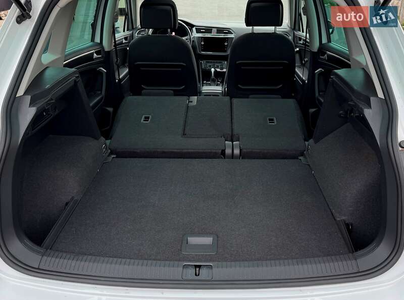 Внедорожник / Кроссовер Volkswagen Tiguan 2019 в Киеве