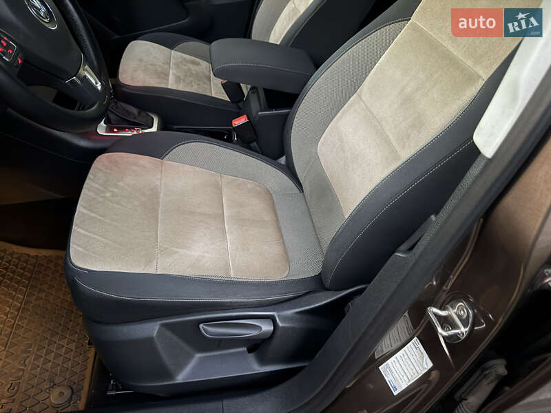 Внедорожник / Кроссовер Volkswagen Tiguan 2013 в Киеве фото 21 Внедорожник / Кроссовер Volkswagen Tiguan 2013 в Киеве