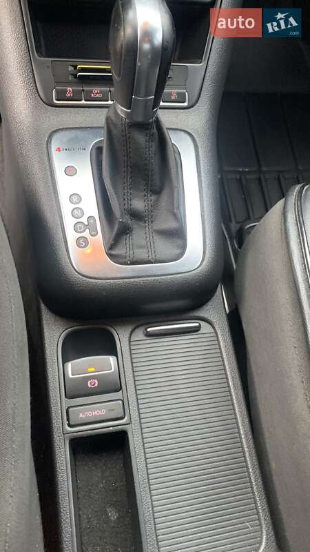 Позашляховик / Кросовер Volkswagen Tiguan 2011 в Новій Водолагі