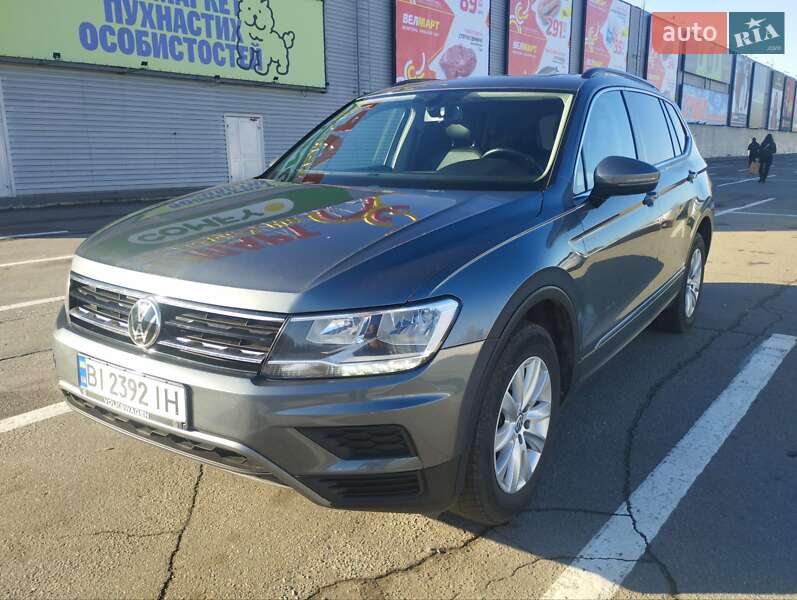 Внедорожник / Кроссовер Volkswagen Tiguan 2018 в Полтаве фото 5 Внедорожник / Кроссовер Volkswagen Tiguan 2018 в Полтаве