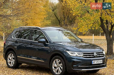 Внедорожник / Кроссовер Volkswagen Tiguan 2023 в Днепре