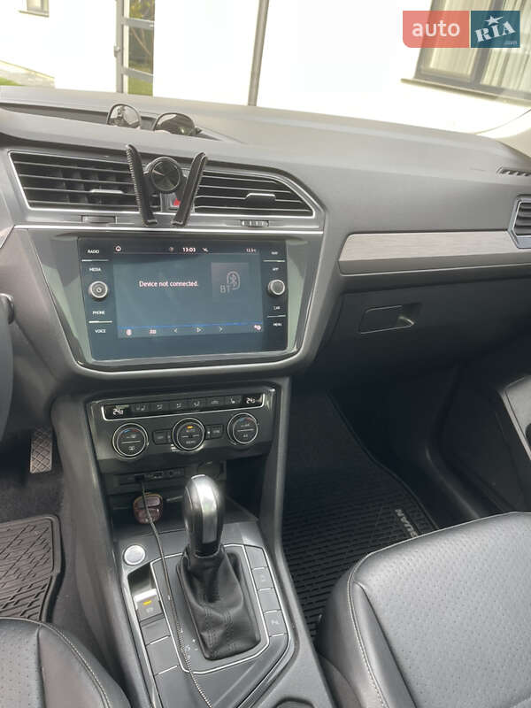 Внедорожник / Кроссовер Volkswagen Tiguan 2020 в Луцке фото 10 Внедорожник / Кроссовер Volkswagen Tiguan 2020 в Луцке