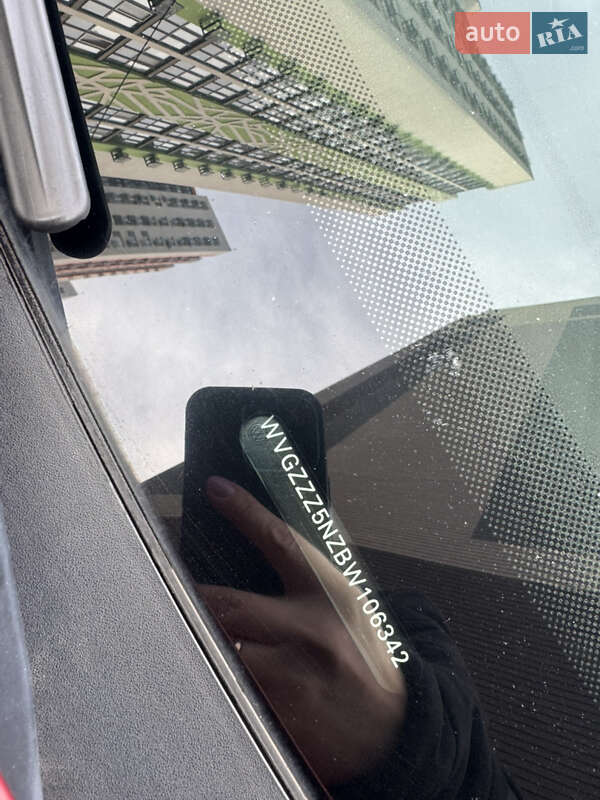 Внедорожник / Кроссовер Volkswagen Tiguan 2011 в Киеве