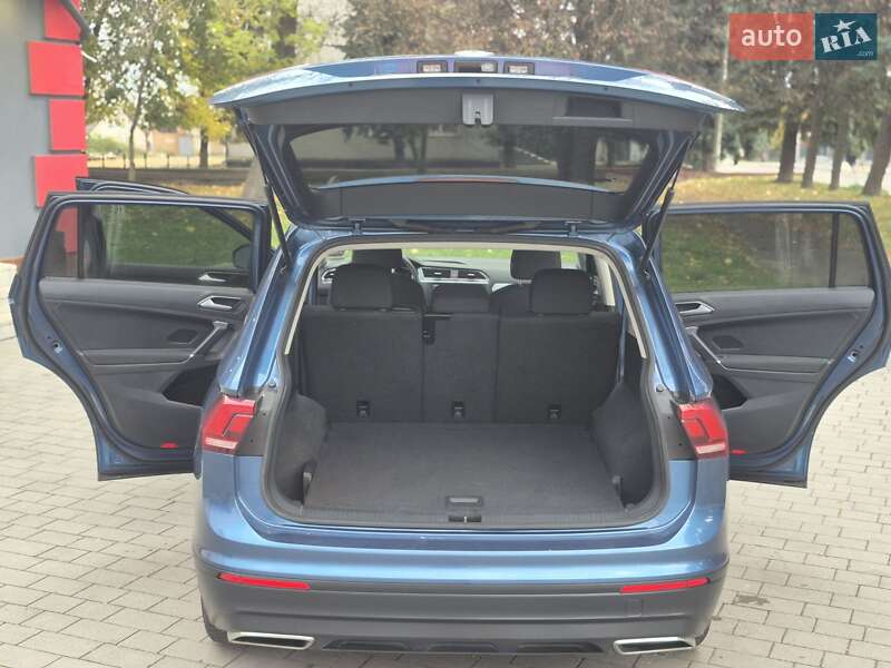 Внедорожник / Кроссовер Volkswagen Tiguan 2018 в Дубно