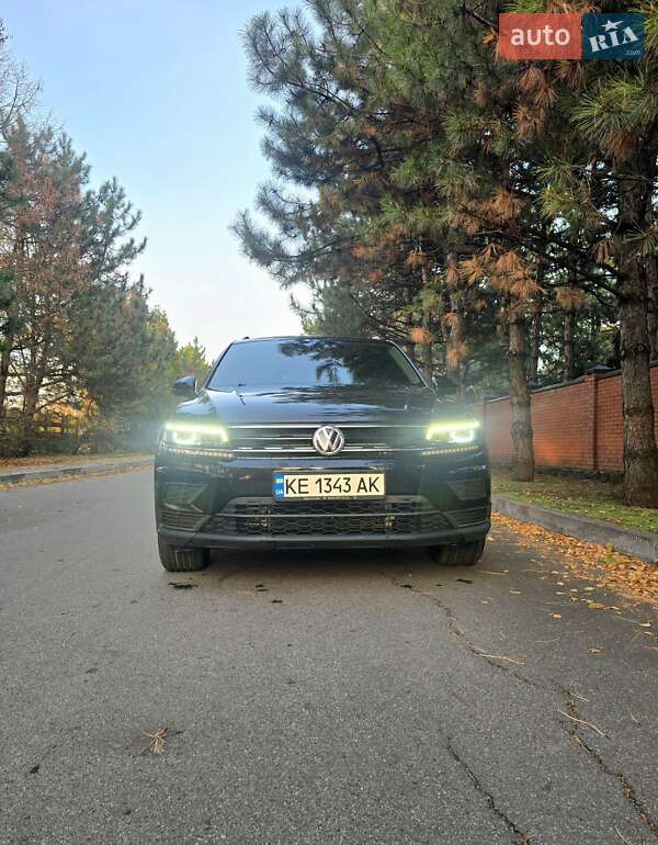 Внедорожник / Кроссовер Volkswagen Tiguan 2017 в Днепре фото 2 Внедорожник / Кроссовер Volkswagen Tiguan 2017 в Днепре
