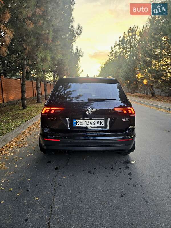 Внедорожник / Кроссовер Volkswagen Tiguan 2017 в Днепре фото 15 Внедорожник / Кроссовер Volkswagen Tiguan 2017 в Днепре