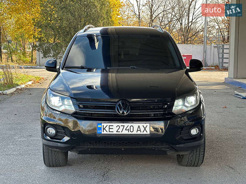 Внедорожник / Кроссовер Volkswagen Tiguan 2012 в Днепре