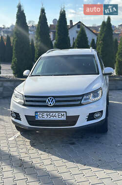 Внедорожник / Кроссовер Volkswagen Tiguan 2012 в Черновцах