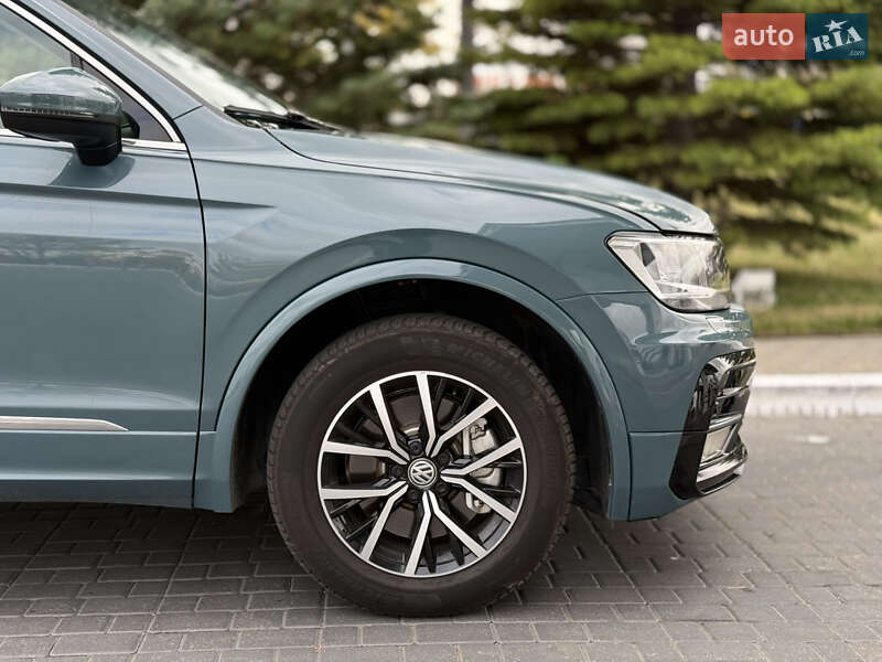 Внедорожник / Кроссовер Volkswagen Tiguan 2020 в Одессе