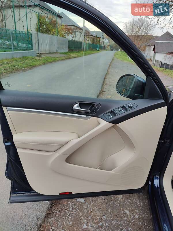 Внедорожник / Кроссовер Volkswagen Tiguan 2012 в Мукачево фото 3 Внедорожник / Кроссовер Volkswagen Tiguan 2012 в Мукачево