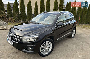 Позашляховик / Кросовер Volkswagen Tiguan 2015 в Івано-Франківську
