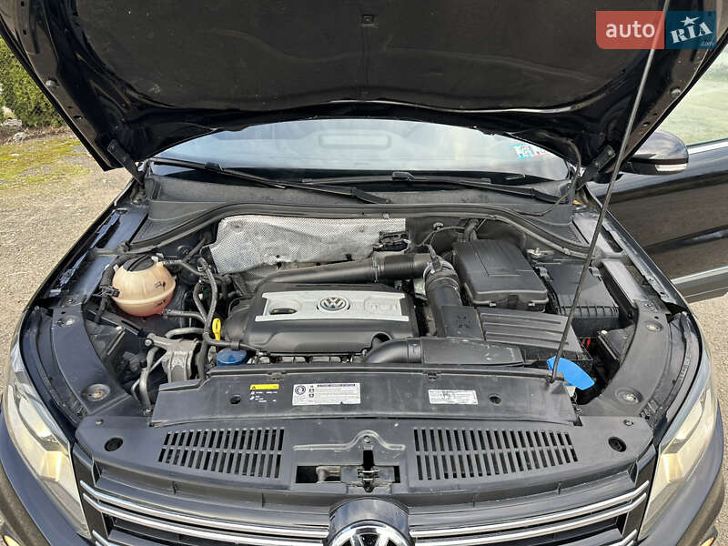 Внедорожник / Кроссовер Volkswagen Tiguan 2015 в Тлумаче