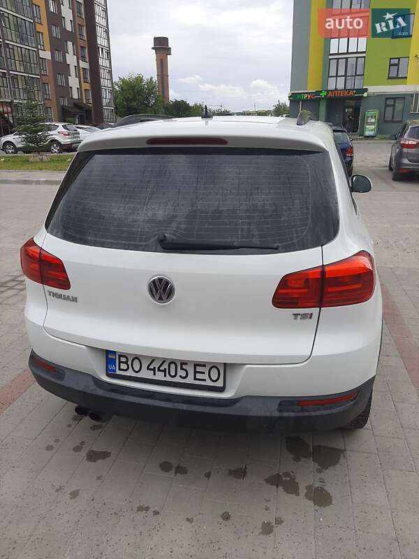 Позашляховик / Кросовер Volkswagen Tiguan 2016 в Тернополі
