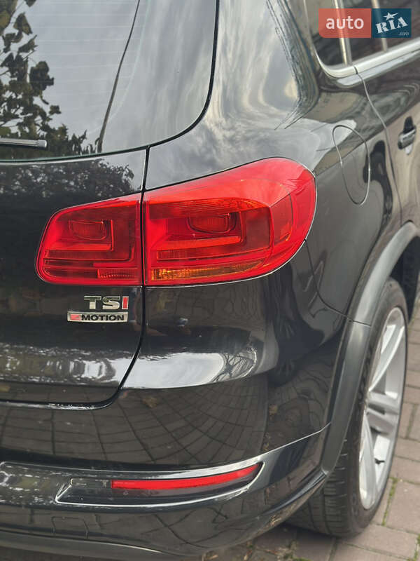 Позашляховик / Кросовер Volkswagen Tiguan 2016 в Луцьку