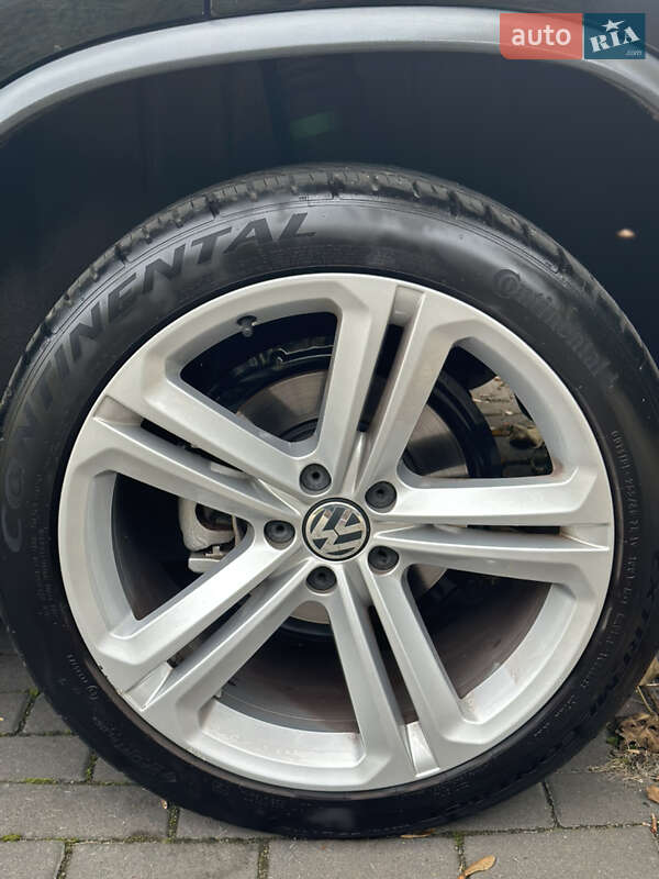 Позашляховик / Кросовер Volkswagen Tiguan 2016 в Луцьку