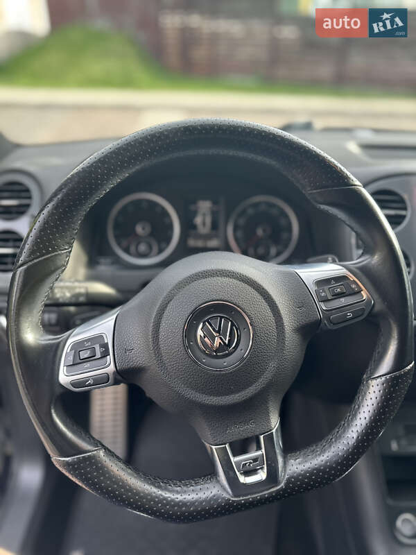 Позашляховик / Кросовер Volkswagen Tiguan 2016 в Луцьку