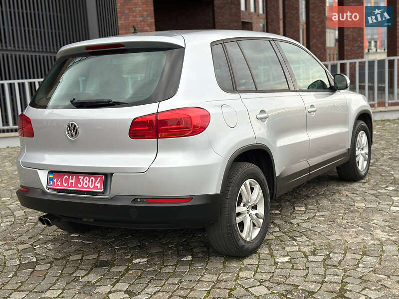 Внедорожник / Кроссовер Volkswagen Tiguan 2013 в Днепре