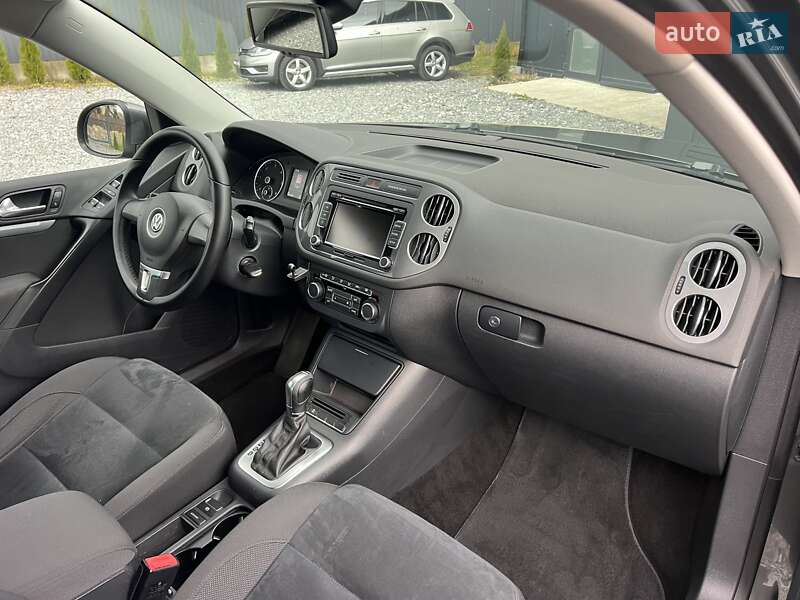 Позашляховик / Кросовер Volkswagen Tiguan 2015 в Львові